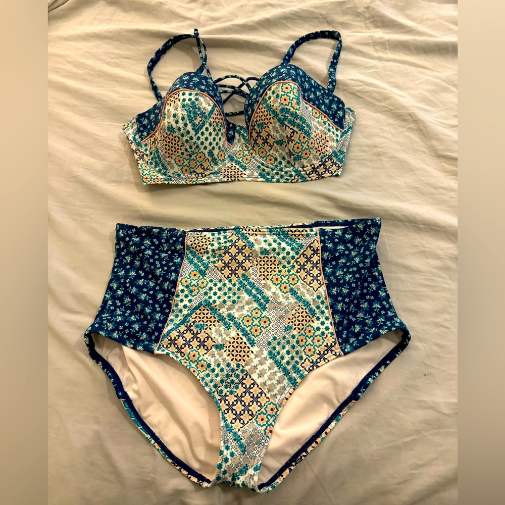 Adore Me  swinsuit